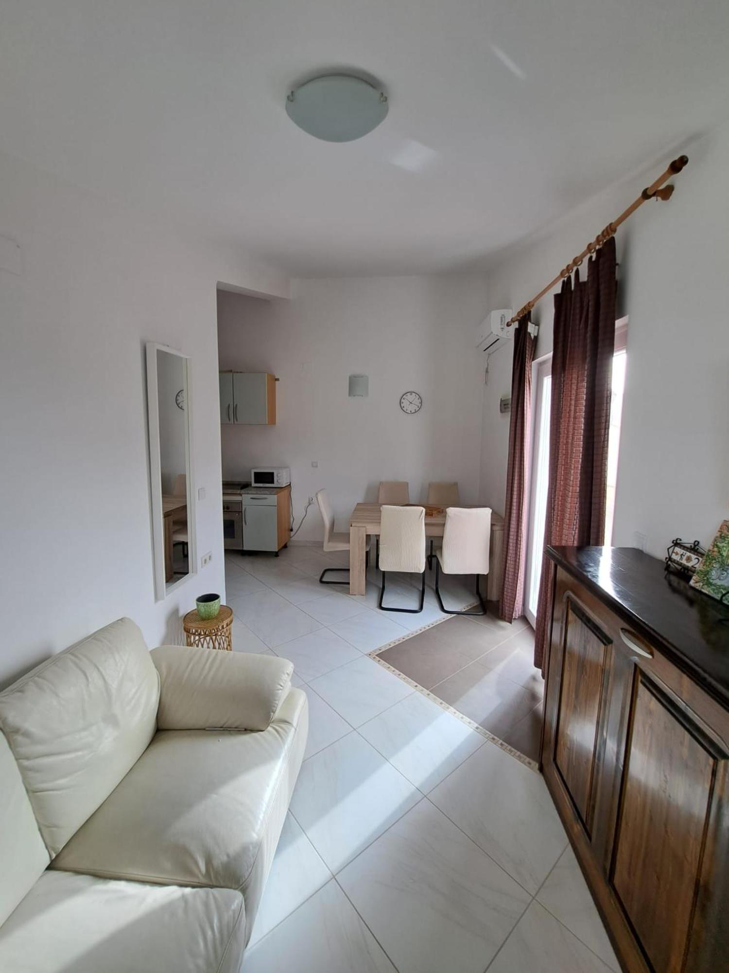 Apartments Maretic Mandre Exterior photo