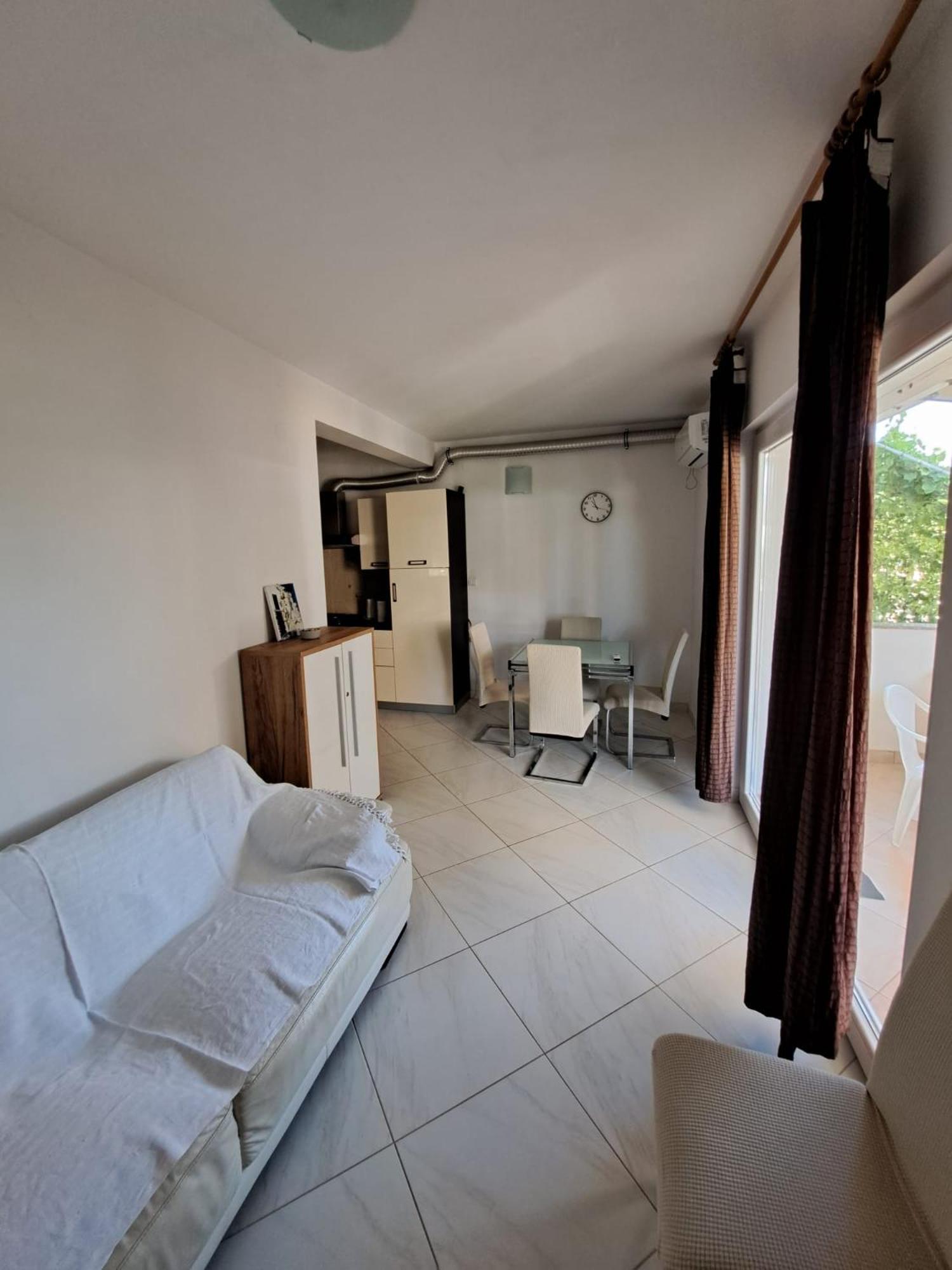 Apartments Maretic Mandre Exterior photo
